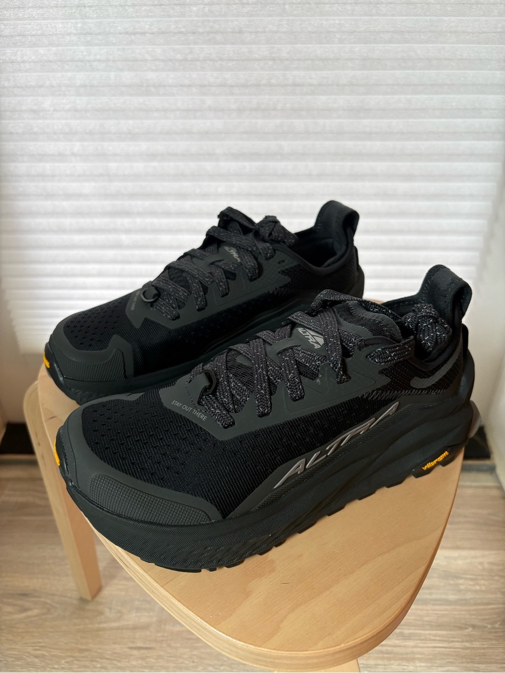 Never worn - Altra Women's Black Trail Running Shoes with Subtle Gray Logos - Picture 3 of 5